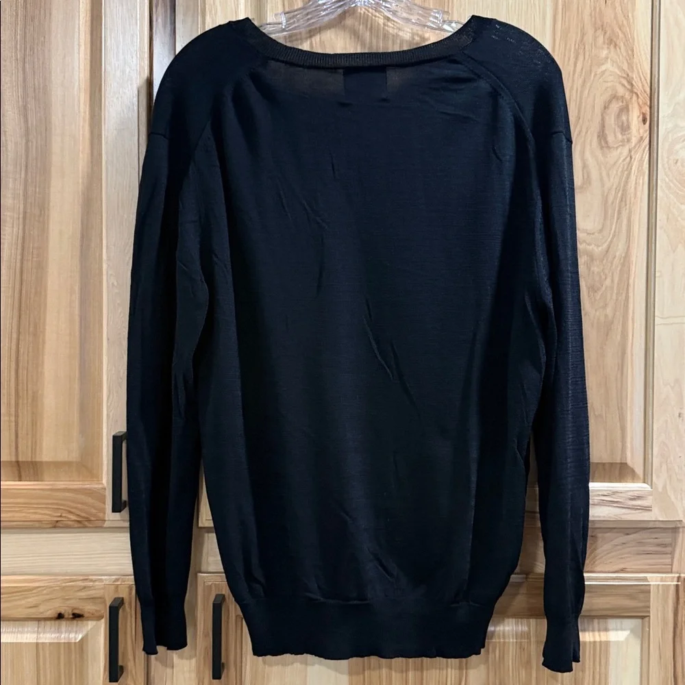 Elie Tahari Women’s L Black Lightweight V-Neck Minimalist Closet Staple Sweater